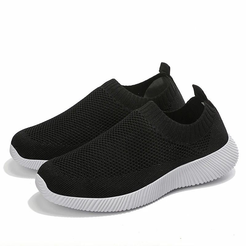 Moipheng 2023 Women Sneakers Vulcanized Shoes Sock Sneakers Women Summer Slip On Flat Shoes Women Plus Size Loafers Walking Flat