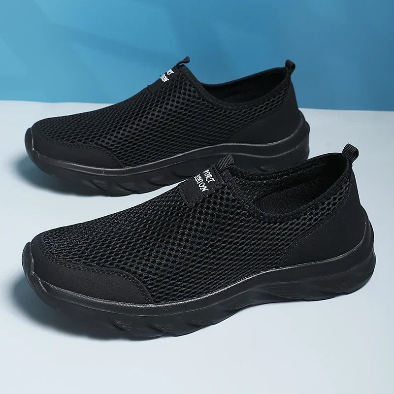 2023 New Summer Men's Shoes Outdoor Casual Sneakers Lightweight Breathable Mens Loafers Slip-on New Men Shoes Zapatos Hombre