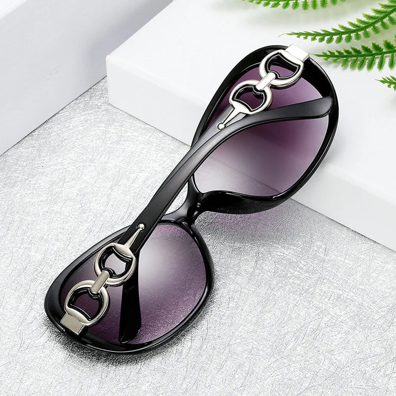 Luxury Sunglasses for Women Brand Design Full Star Sun Glasses Female Mirror Retro Square Ladies Eyewear UV400 Driving Shopping
