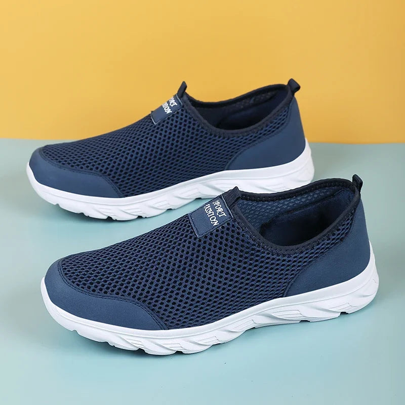 2023 New Summer Men's Shoes Outdoor Casual Sneakers Lightweight Breathable Mens Loafers Slip-on New Men Shoes Zapatos Hombre